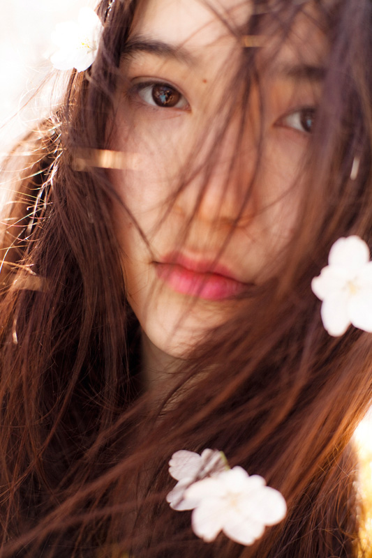 lovely hickey / Mona Matsuoka