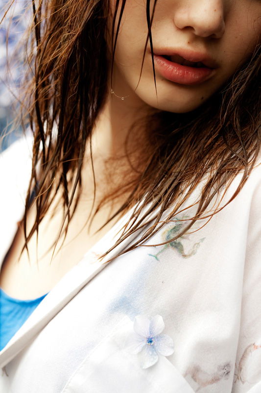 lovely hickey / Reina Mama