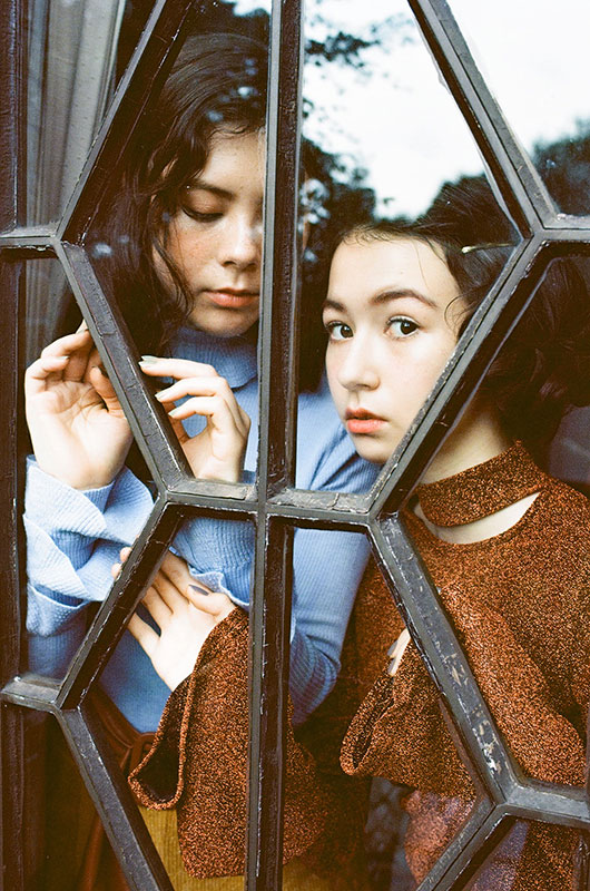 miu/Kurumi emond/Nico Ando